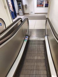 escalator