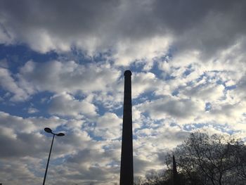 Low angle view of cloudy sky