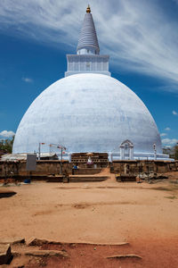 Mirisavatiya dagoba stupa in anuradhapura, sri lanka