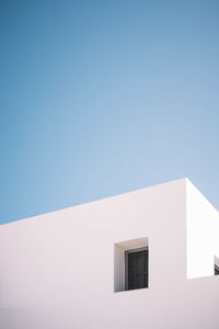 Simple architecture