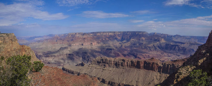Photo of the wonderful landscape in grand canyon national park on a sunny summer afternoon