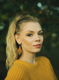 Portrait of beautiful young woman