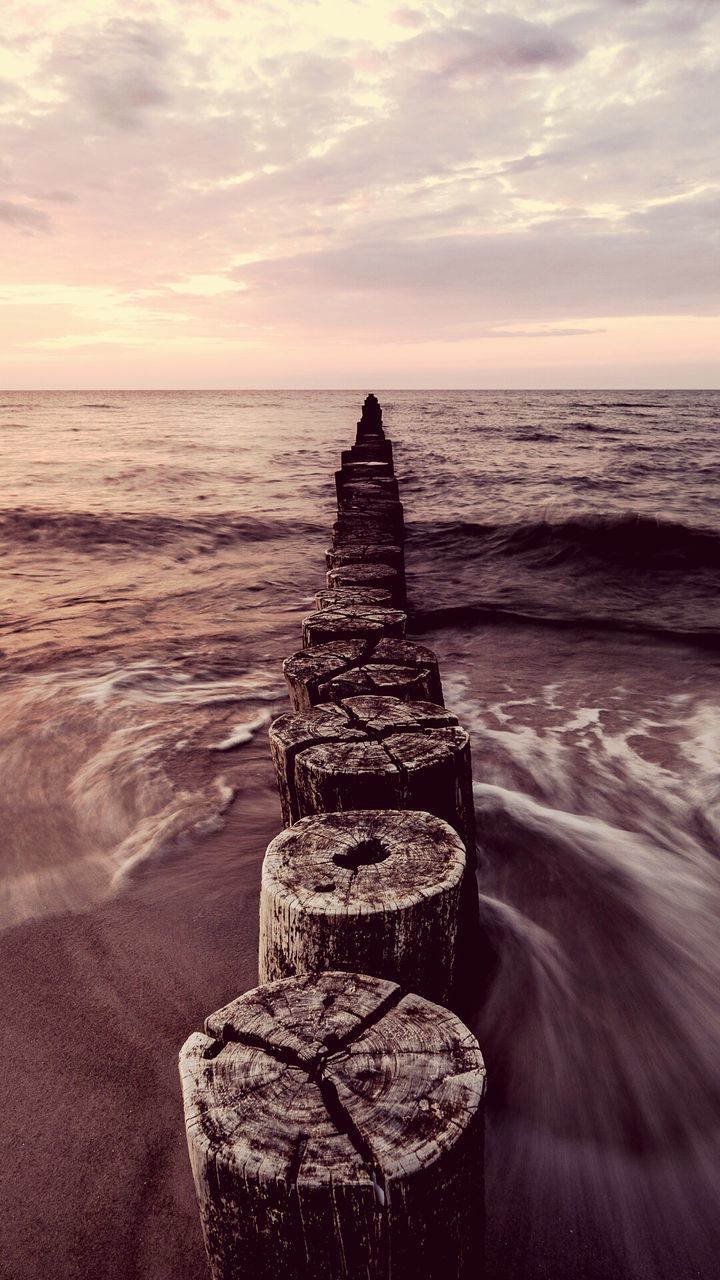 sunset, sea, water, cloud - sky, beauty in nature, beach, tranquility, no people, horizon over water, nature, sky, tranquil scene, scenics, outdoors, day