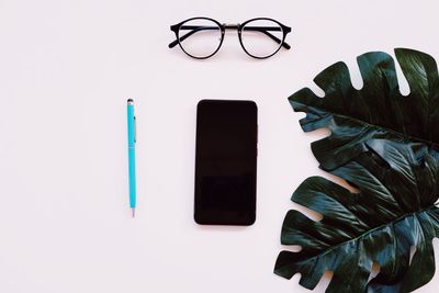 Directly above shot of eyeglasses on table