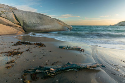 Waves creeping up to the rocks