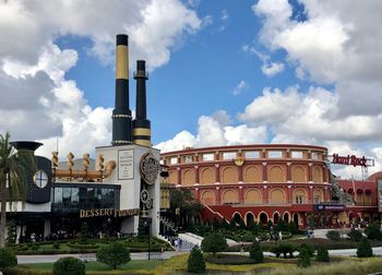 Panoramic view of city against sky