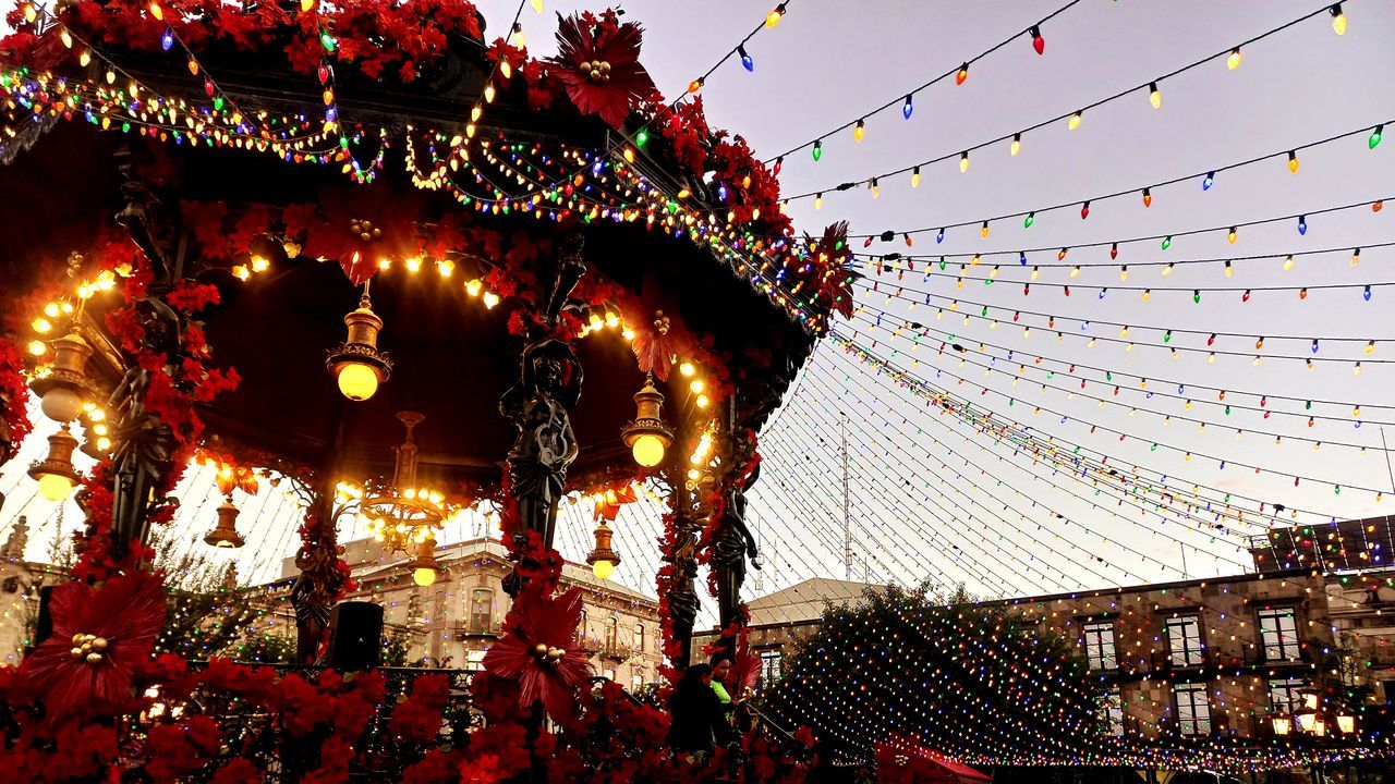 Navidad en el Centro Guadalajara Jalisco Self Perspective Enero Walker Just Watching Pretty Light