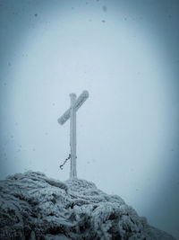 cross