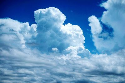 Low angle view of cloudy sky