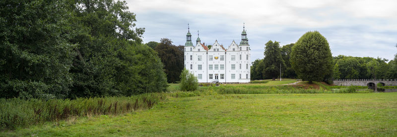 Panorama of schloss ahrensburg, germany