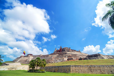 San felipe de barajas castle against sky