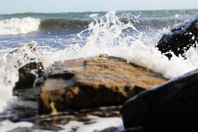 Waves splashing on shore