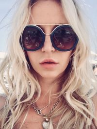 Portrait of beautiful woman with sunglasses