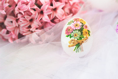 Close-up of pink flower bouquet