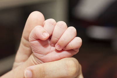 Close-up of human hand