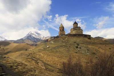 Mtskheta-mtianeti, kreuzkuppelkirche zminda sameba, gergetier dreifaltigkeitskirche,  georgia