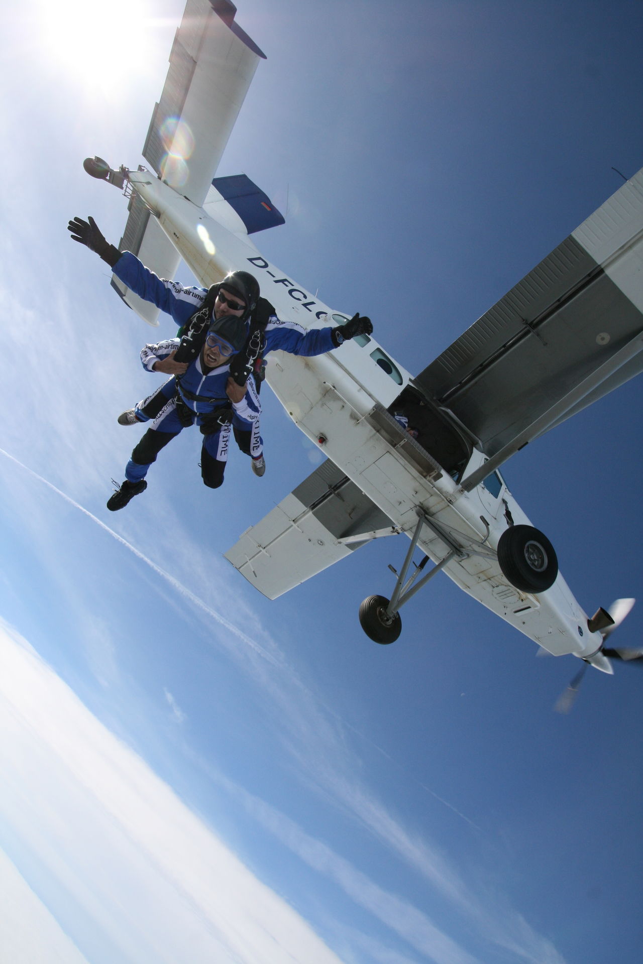 Tandem jump