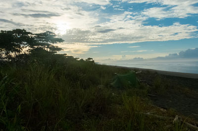 Scenic view of sea against sky