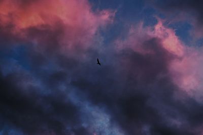 Low angle view of cloudy sky