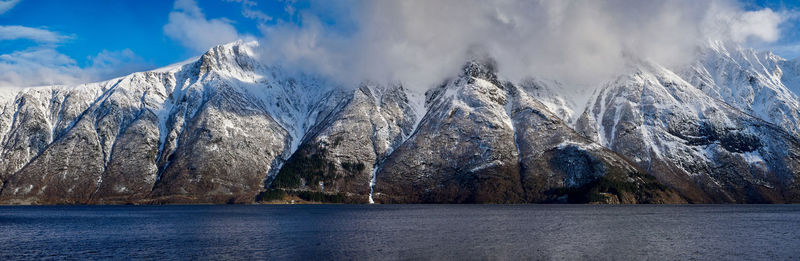 The magnificent hjørundfjord in between the sunnmøre alps, møre og romsdal, norway.