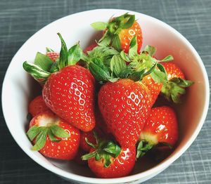 Close-up of strawberries in bowl on table