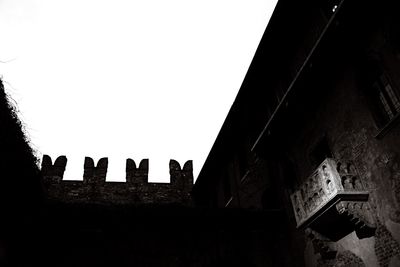 Low angle view of old ruins against clear sky