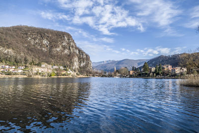 Mountains reflecting on the lake