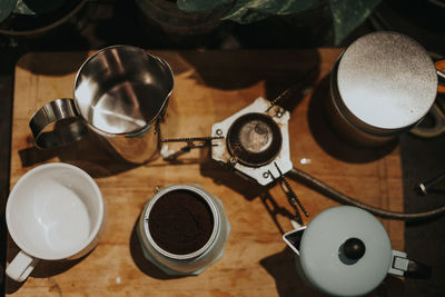 Preparation of coffee making using mocha pot.