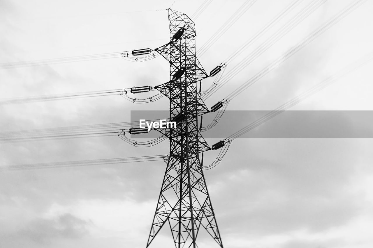 LOW ANGLE VIEW OF POWER LINES AGAINST SKY