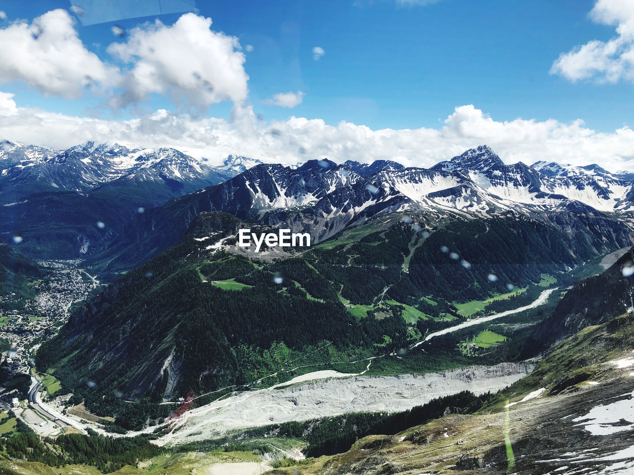 Scenic view of snowcapped mountains against sky alps mont blanc