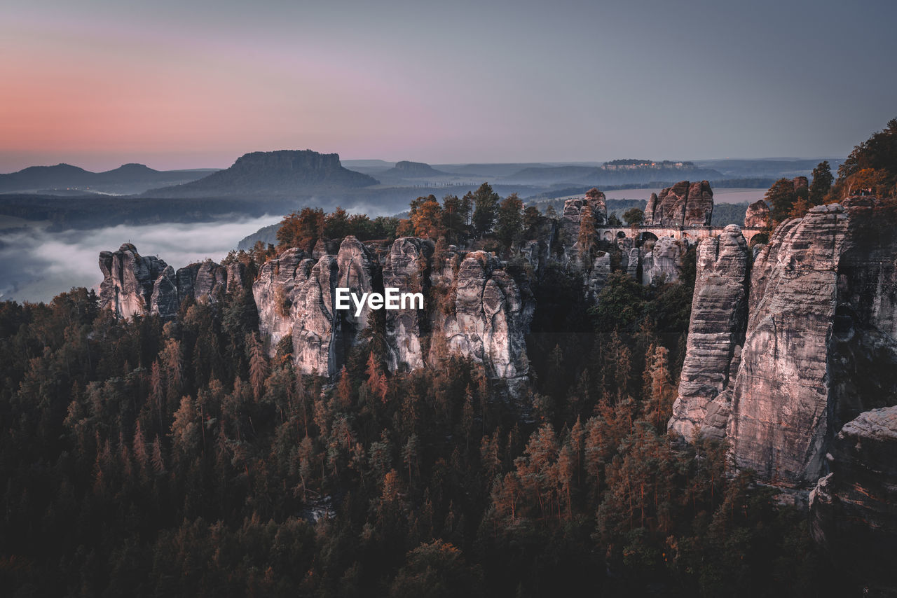 Sunrise and sunset at the bastei bridge in saxon switzerland, germany. sonnenaufgang an der bastei