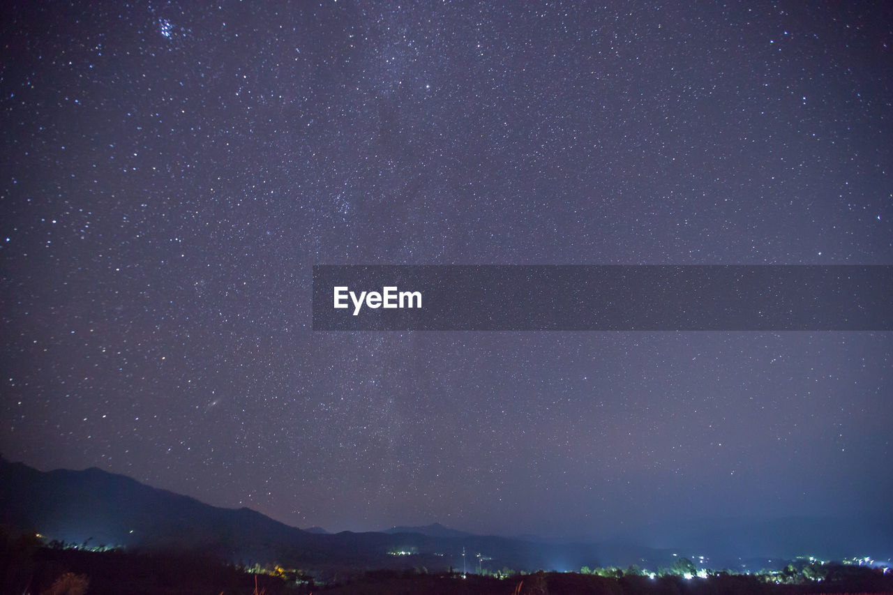 SCENIC VIEW OF STAR FIELD AT NIGHT