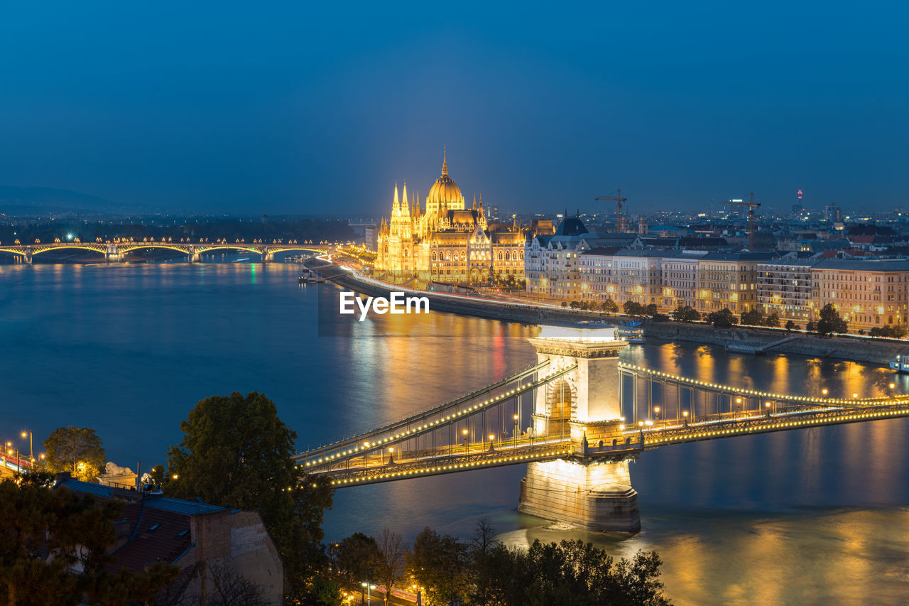 Hungarian parliament building with chain bridge, budapest, hungary