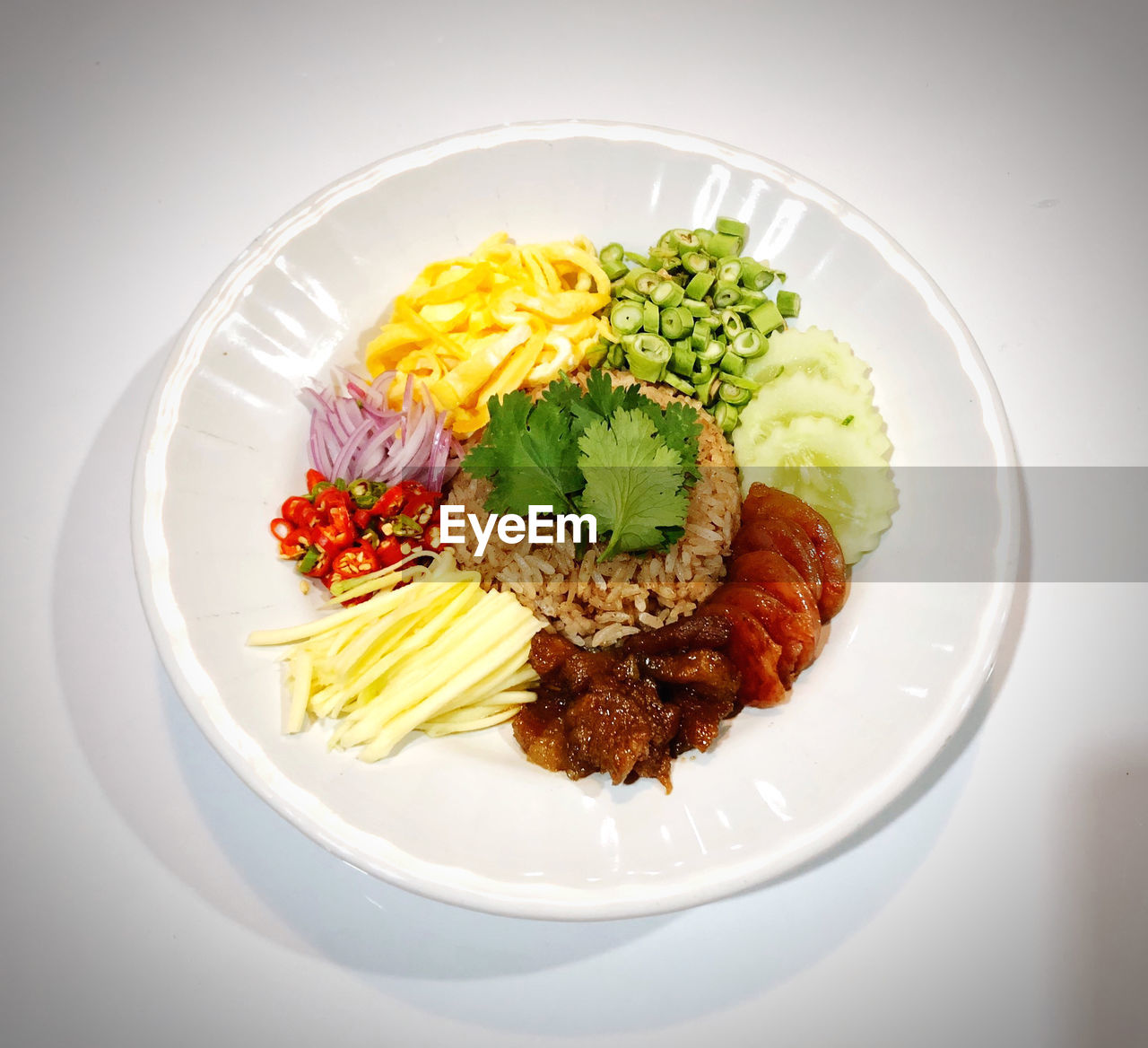 HIGH ANGLE VIEW OF MEAL SERVED ON TABLE