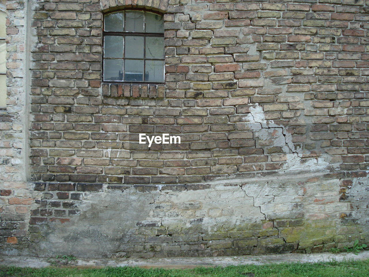 BRICK WALL WITH BRICK WALL WITH BRICK WALL