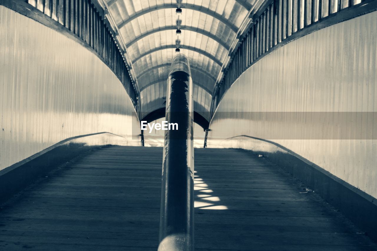 VIEW OF BRIDGE COVERED WITH EMPTY LONG