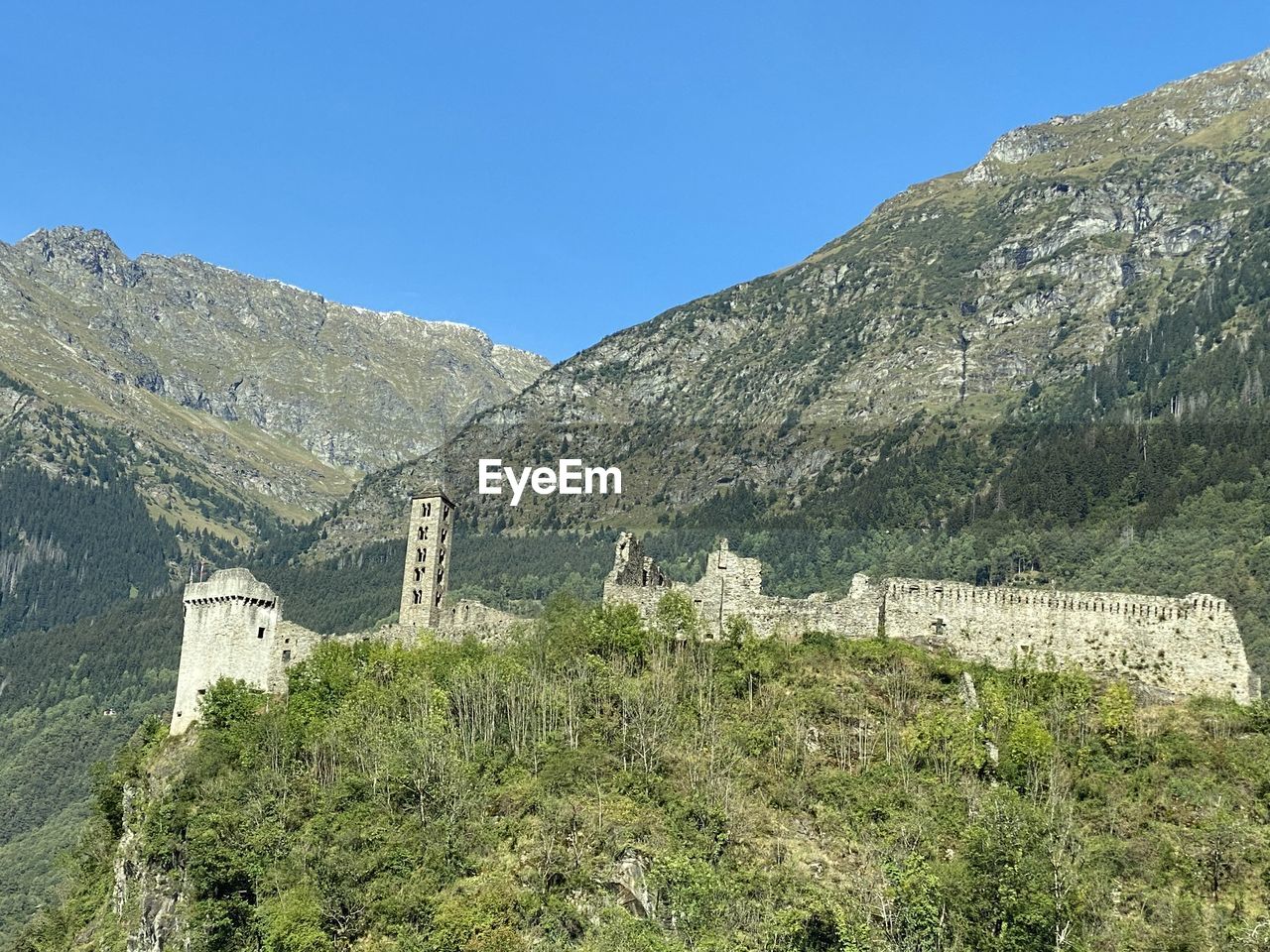 VIEW OF FORT AGAINST MOUNTAIN