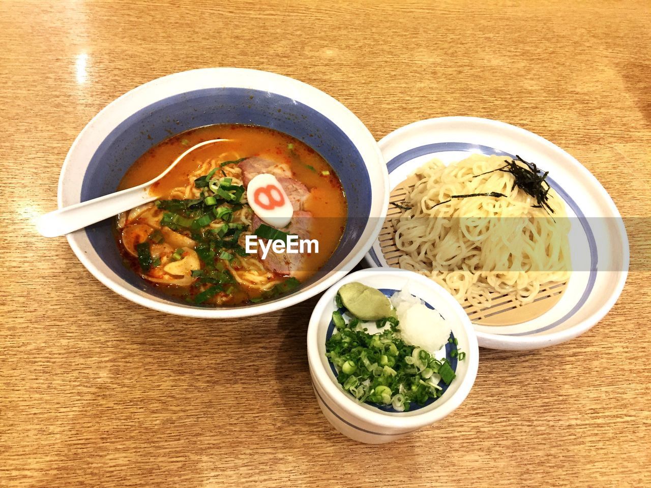 CLOSE-UP OF SOUP SERVED WITH BOWL