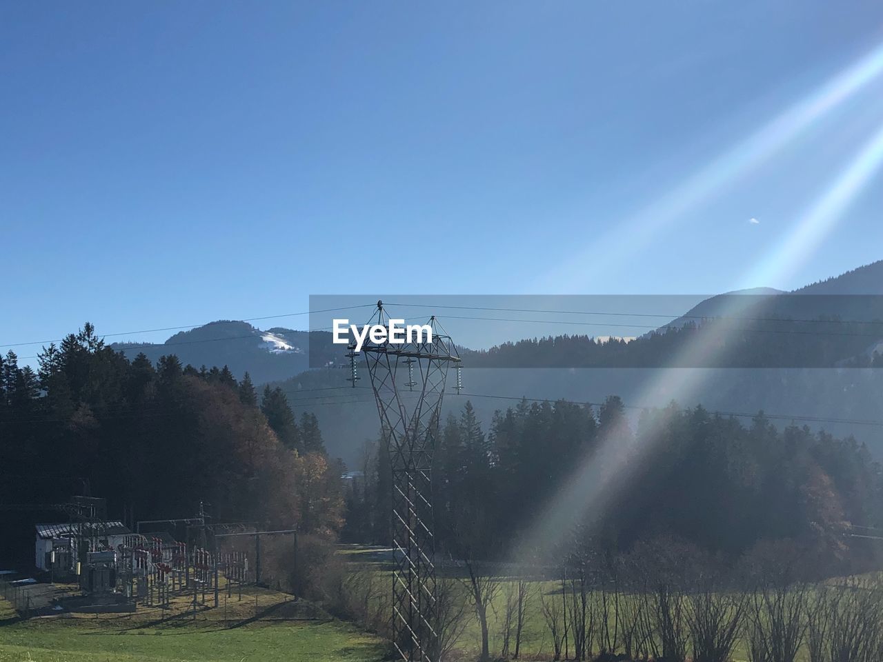 PANORAMIC VIEW OF FIELD AGAINST SKY