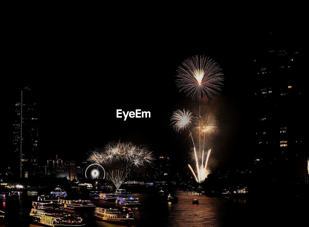 FIREWORKS DISPLAY AT NIGHT