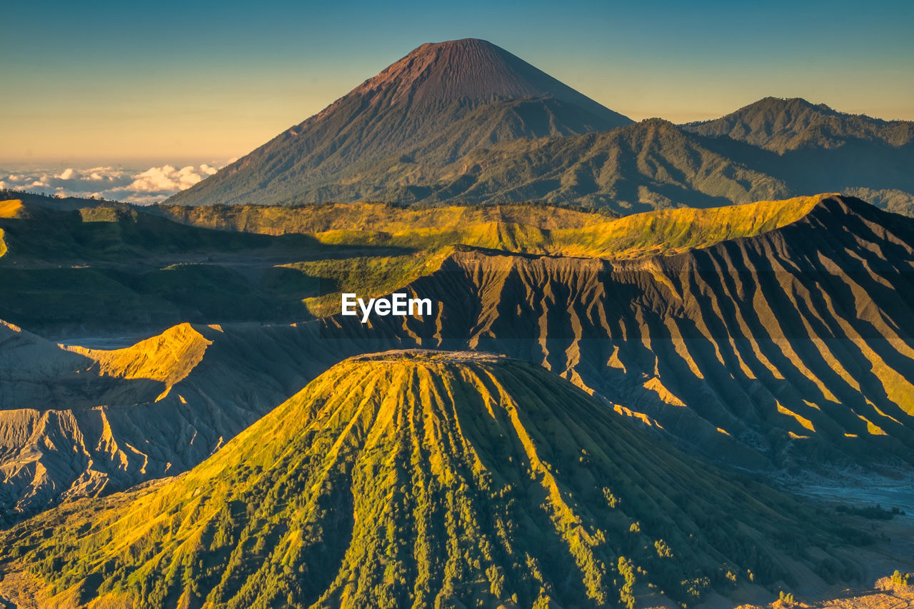 AERIAL VIEW OF MOUNTAIN