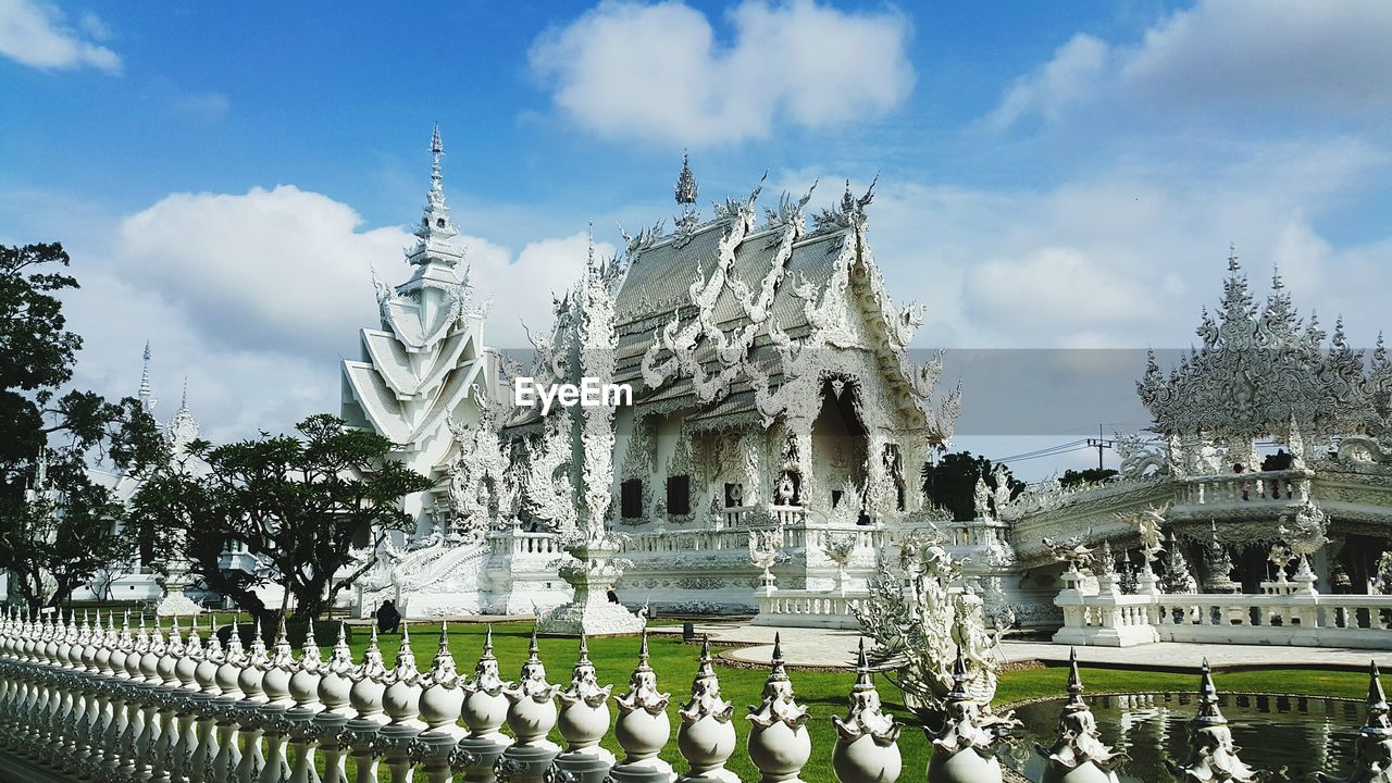 Wat rong khun against sky