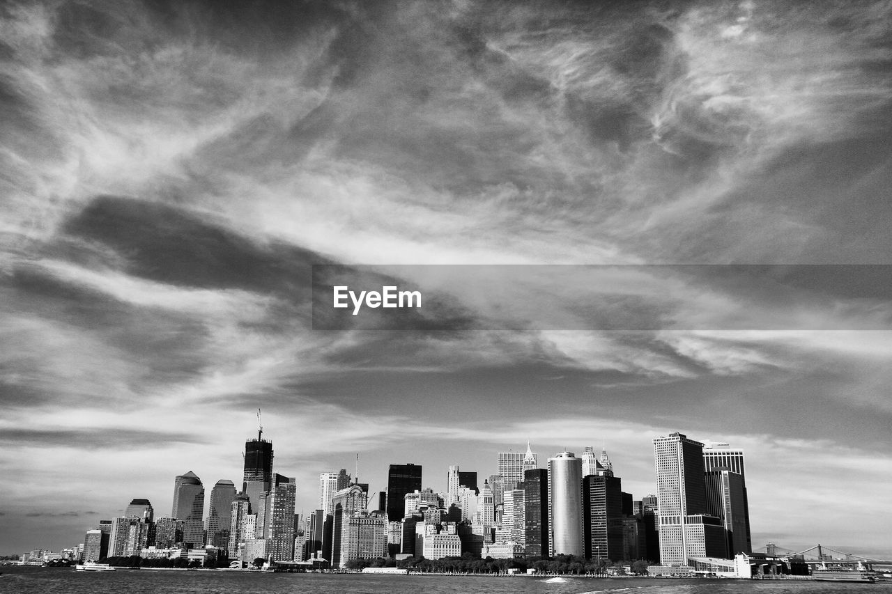 MODERN BUILDINGS IN CITY