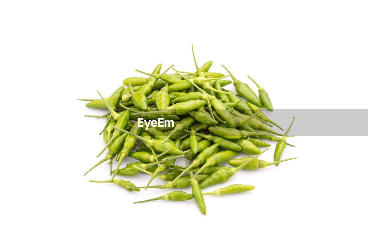 food and drink, food, wellbeing, healthy eating, freshness, vegetable, studio shot, cut out, white background, green, plant, produce, indoors, organic, no people, raw food, ingredient, large group of objects, herb, still life, green bean, bean, copy space, spice