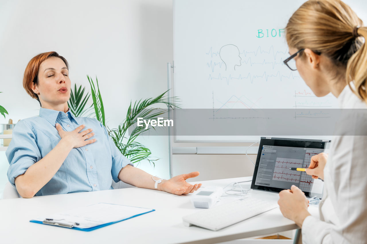 Biofeedback breathing training session at a health center