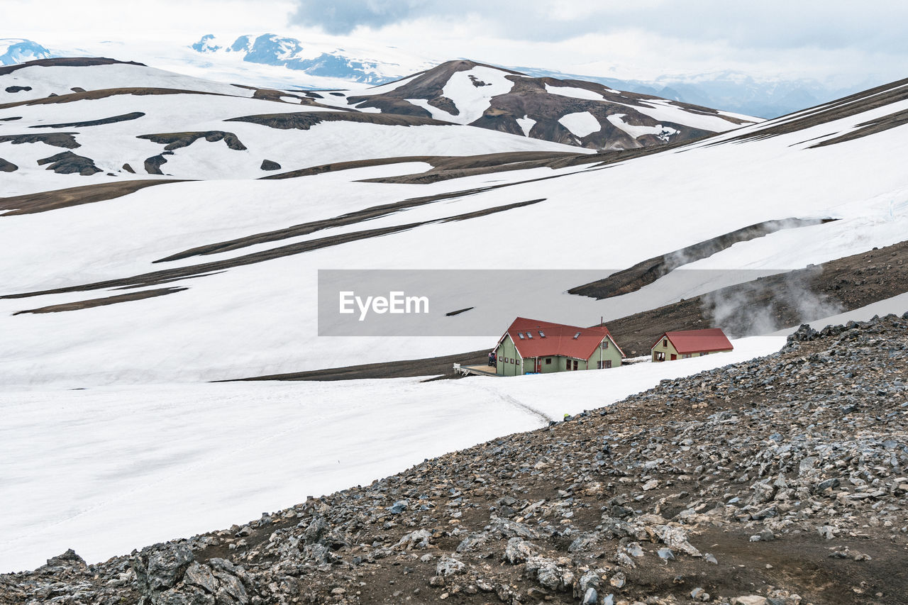 Hrafntinnusker hut