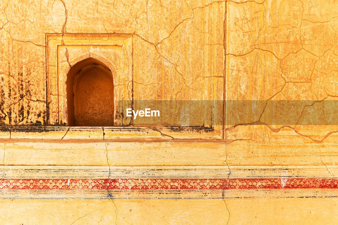 Close-up of niche in wall at nahargarh fort