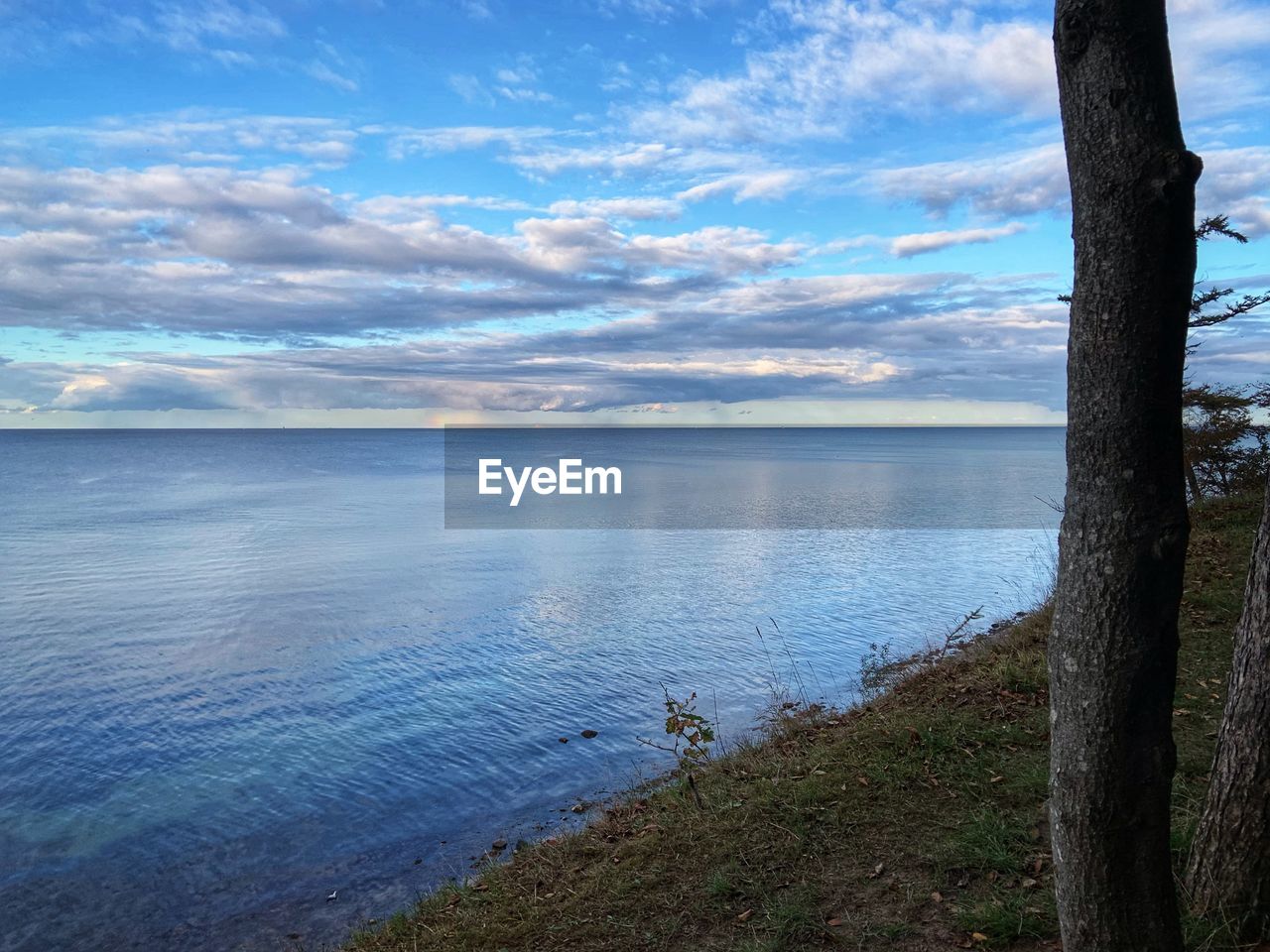 IDYLLIC SHOT OF SEA AGAINST SKY