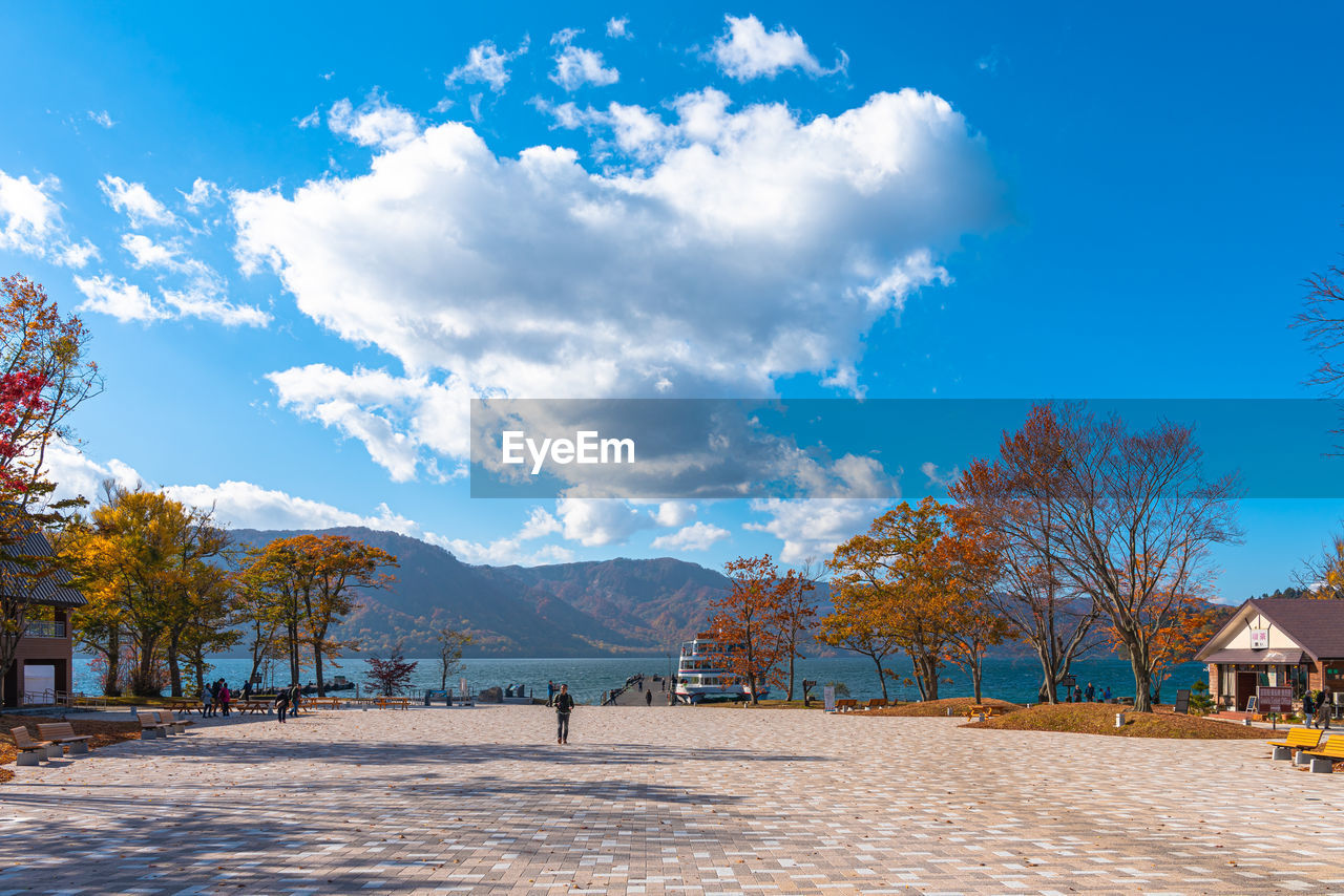 Lake towada lakeside pier. towada hachimantai national park, aomori prefecture, japan