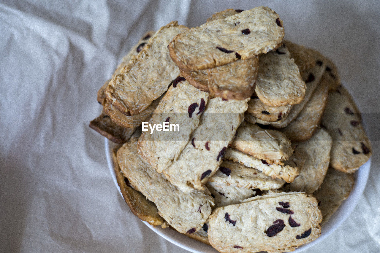 food and drink, food, snack, breakfast, meal, cookies and crackers, baked, dessert, dish, cookie, high angle view, indoors, no people, close-up, chocolate chip cookie, produce, freshness, still life, dried food, healthy eating